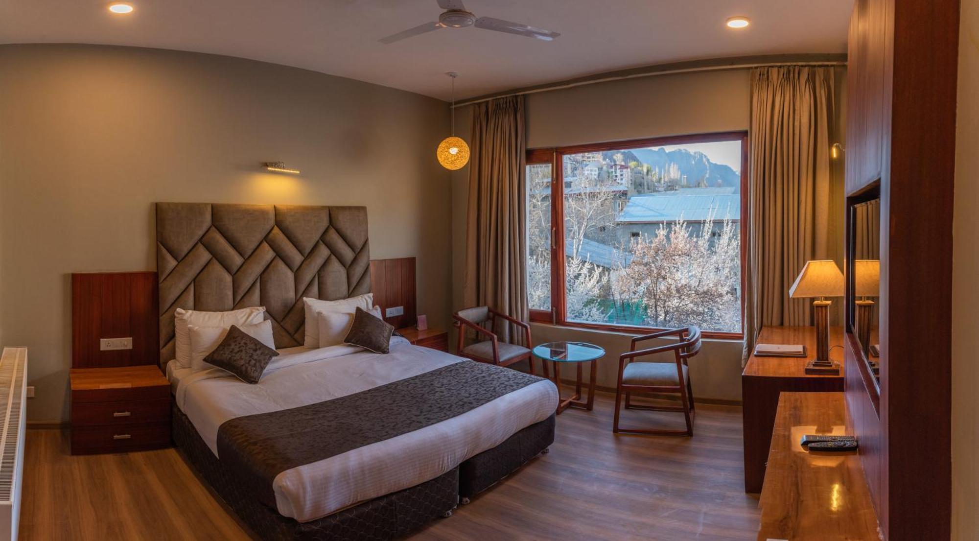Hotel The קרגיל מראה חיצוני תמונה