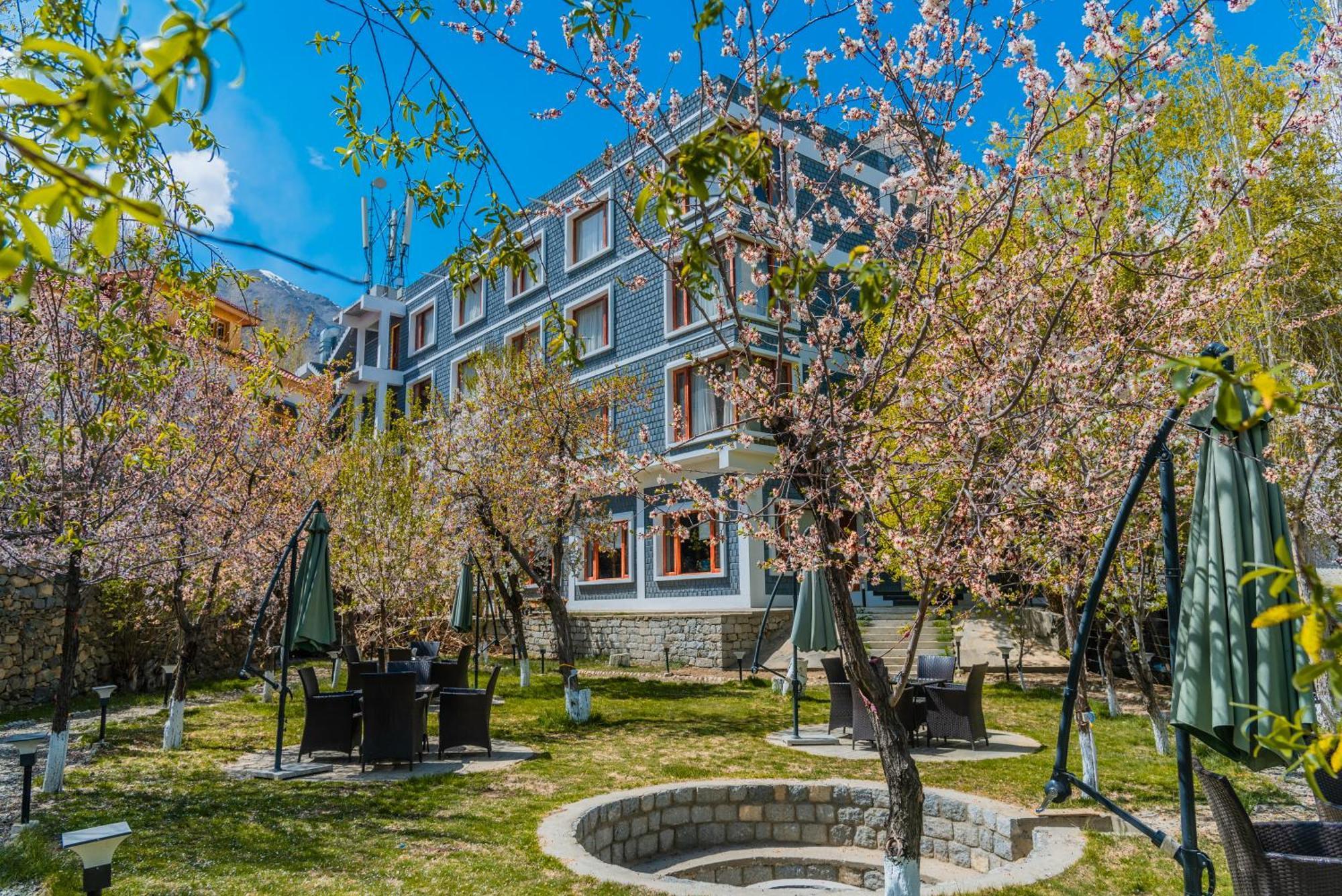 Hotel The קרגיל מראה חיצוני תמונה
